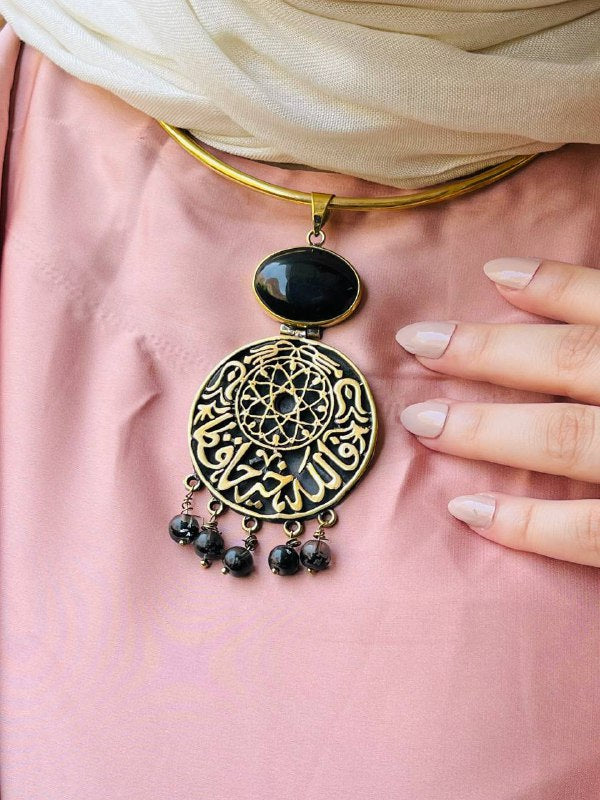 عقد براقة الفريد - نحاس
