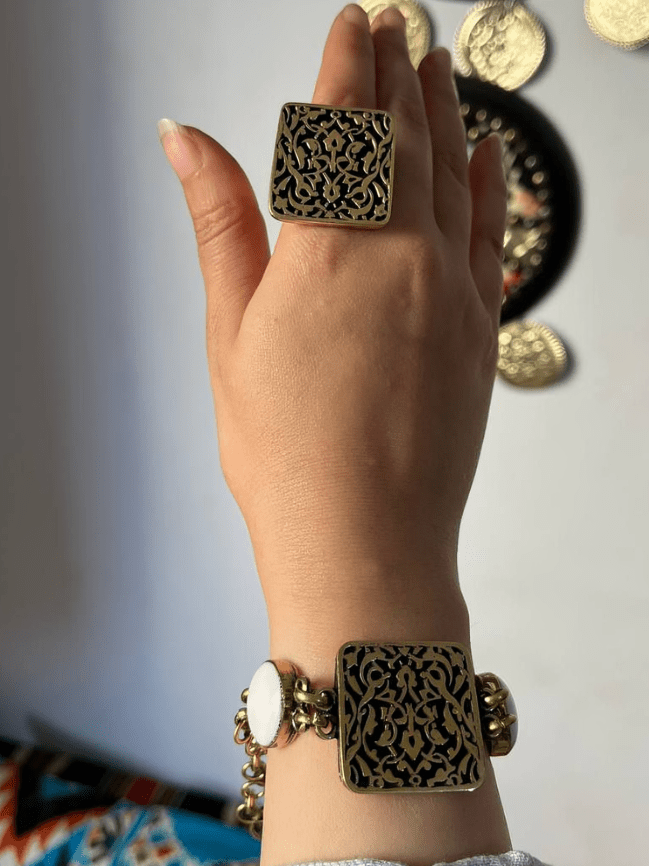 طقم حور - نحاس