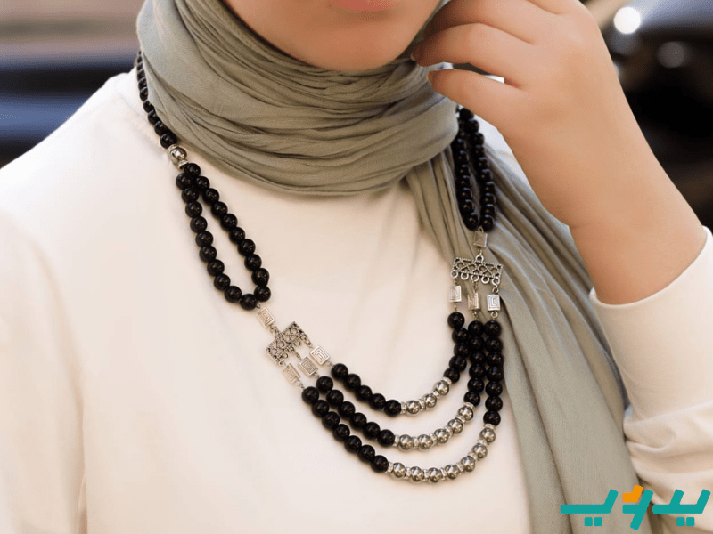 عقد نسمة - عقيق مع هيماتايت