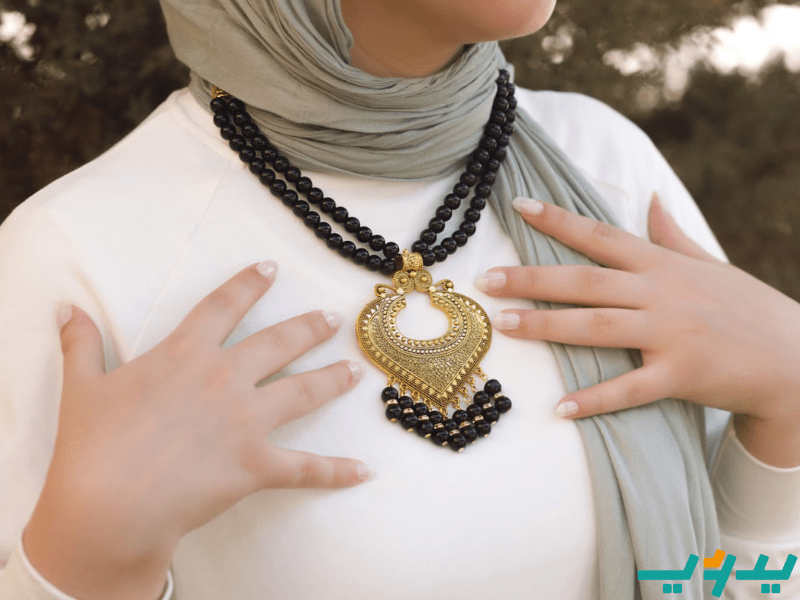 عقد روما - عقيق أسود