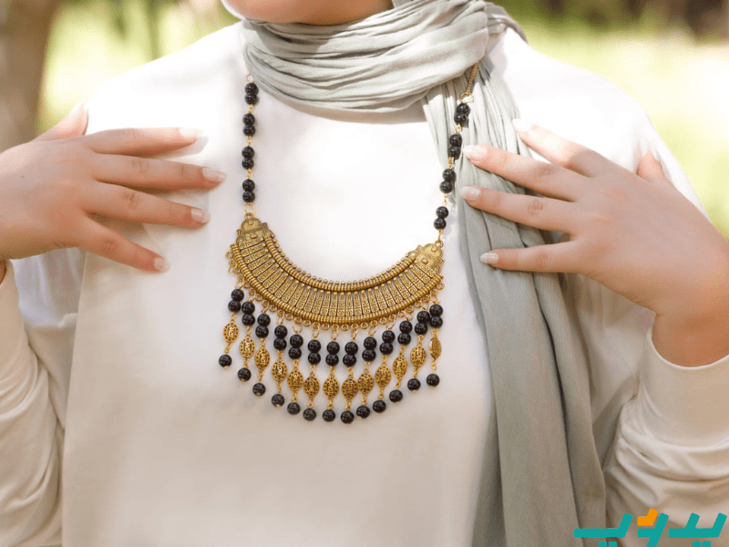 عقد فاتن بتصميم بدوي - عقيق أسود