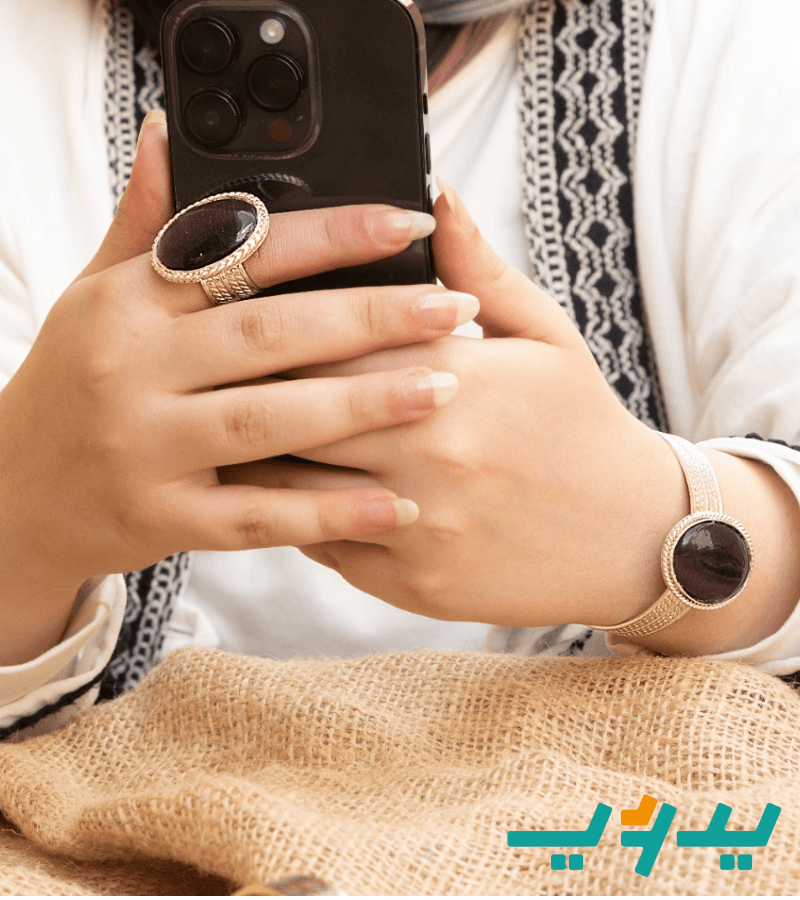 طقم چاسمين بتصميم راقي - مطلي بماء الفضه