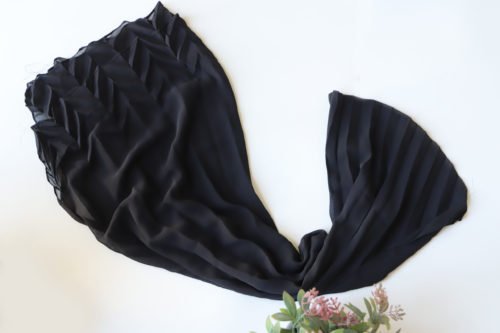 طرحة بيلسيه كريستال بتكسيرات مثلثية – أسود (7563109794006)