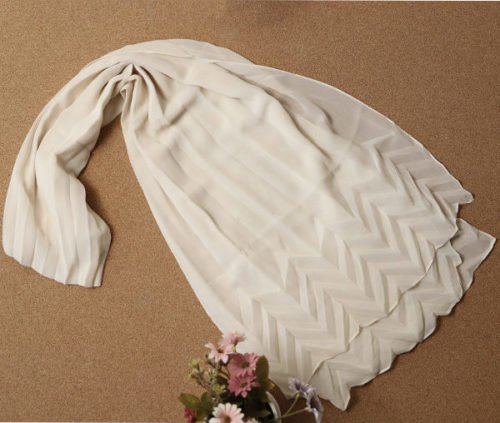 طرحة بيلسيه كريستال بتكسيرات مثلثية – سكري فاتح (7563111596246)