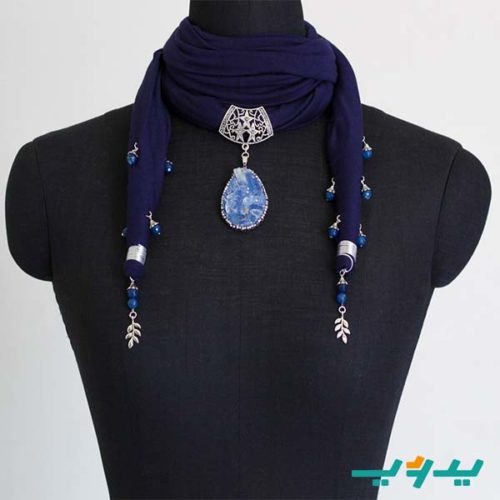 شال رقبة و عقد الريشة الفضي – كحلي (7550541168854)