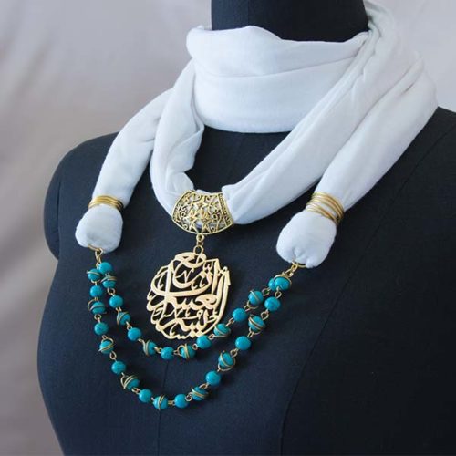 شال رقبة بالعقد “مع العسر يسر” الفيروزي – أبيض (7550547329238)