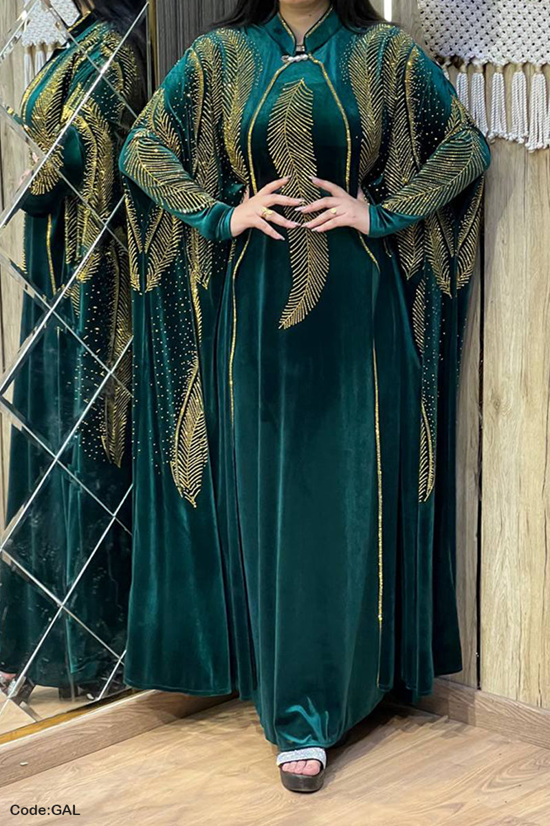 عباية ملكية تطريز الريشة - مخمل شتاء 2026