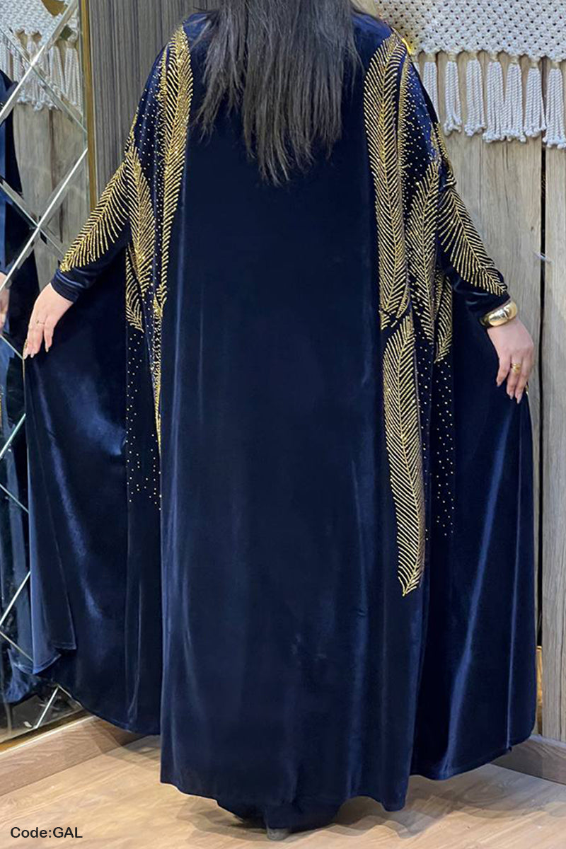 عباية ملكية تطريز الريشة - مخمل شتاء 2026