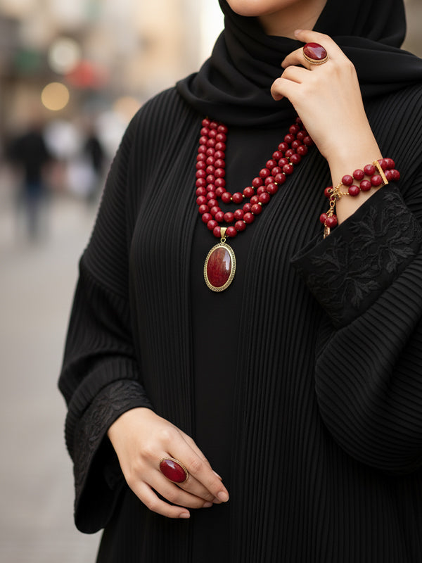 طقم عهد بحجر المرجان الأحمر – مطلي بماء الذهب