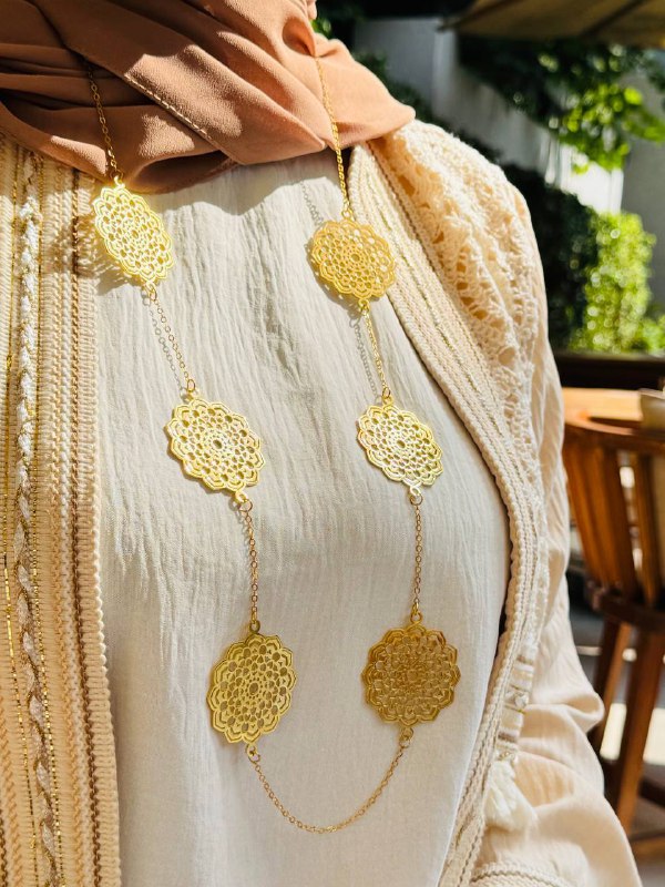 عقد مسرة - مطلي بماء الذهب