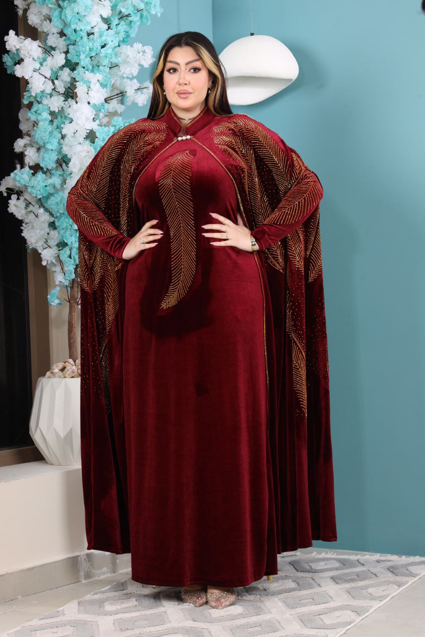 عباية ملكية تطريز الريشة - مخمل شتاء 2026