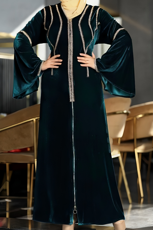 عباية استقبال  بسيله - مخمل شتاء 2026