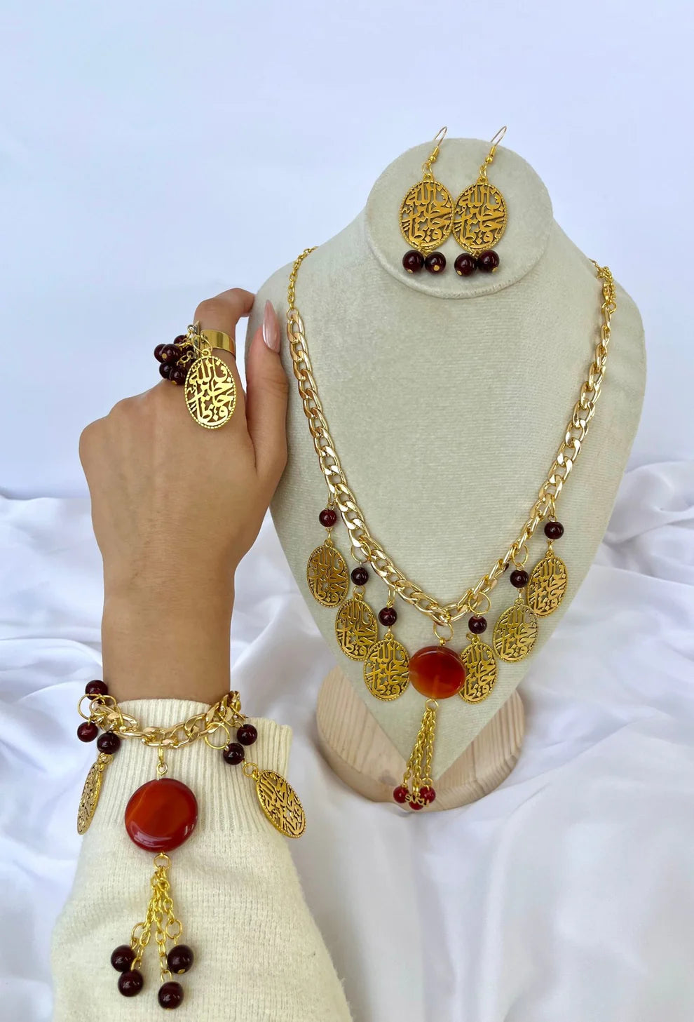 طقم بريهان من حجر العقيق