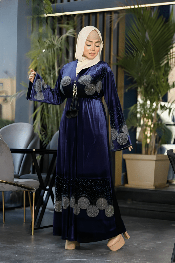 عباية إليسا - قطيفة مخمل ناعم شتاء 2025
