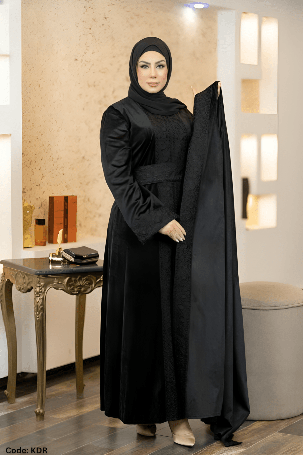 عباية كلمات - قطيفة مخمل ناعم شتاء 2025
