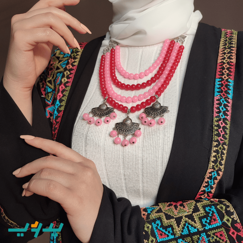 عقد الاميرة روضة  - من أحجار المرمر