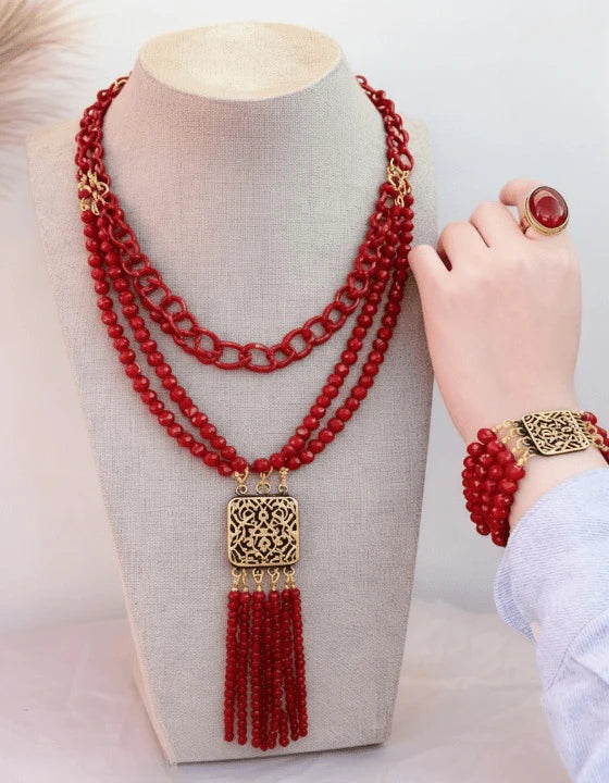 طقم جوهرة من حجر الكريستال