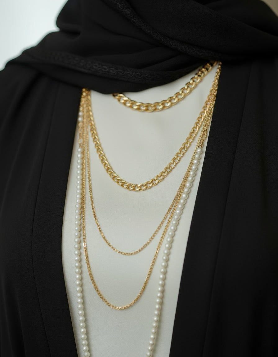 عقد أحلام  من اللؤلؤ و الستانلس