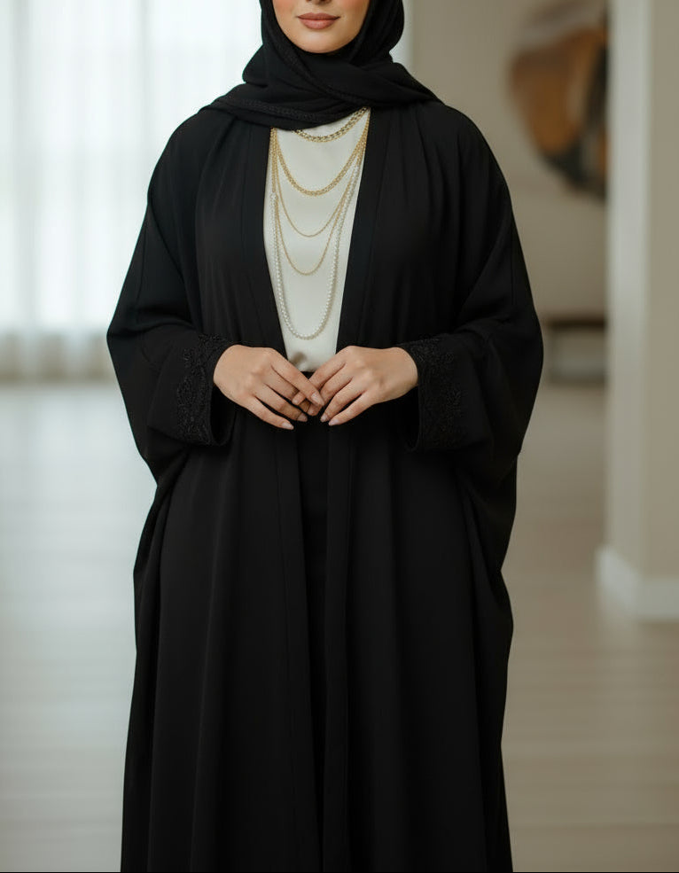 عقد أحلام  من اللؤلؤ و الستانلس