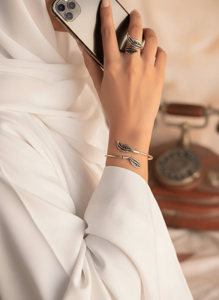 طقم ريشة الناعم