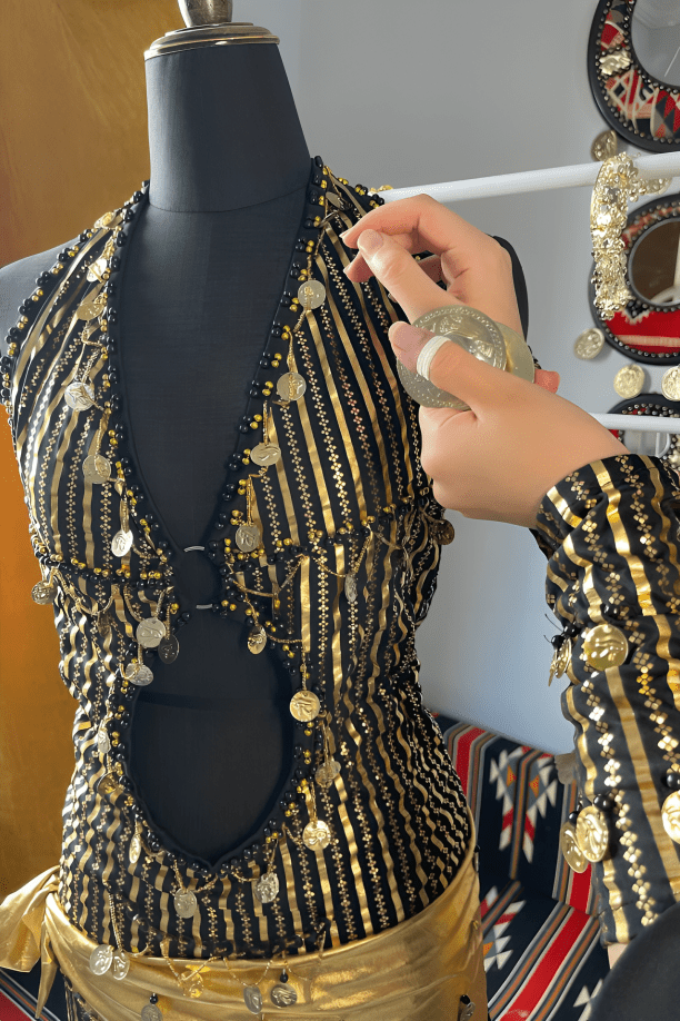 جلابية رقص ديحة - أسود و ذهبي