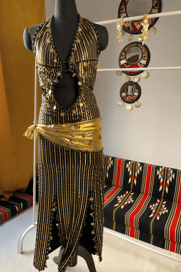 جلابية رقص ديحة - أسود و ذهبي