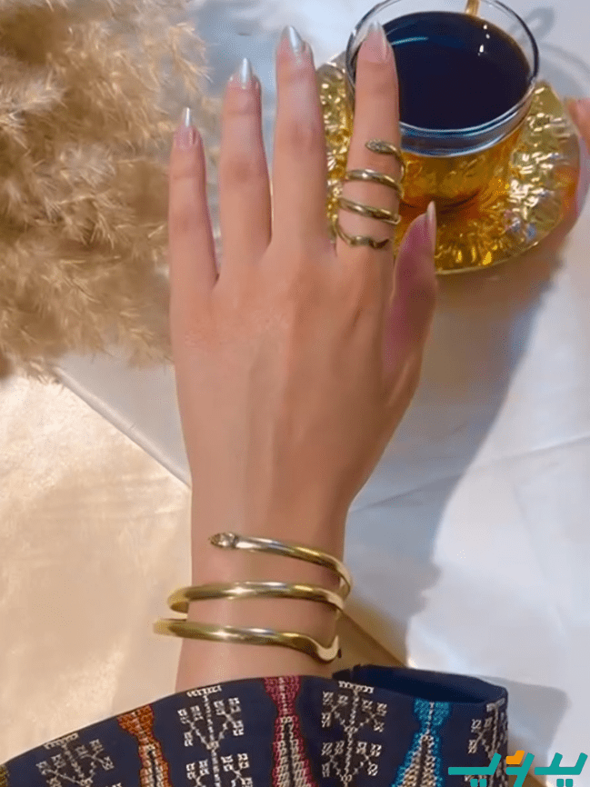 طقم كوبرا الفخم - نحاس