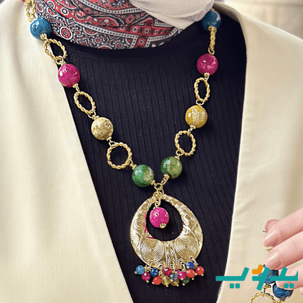 طقم ليان بتصميم و لمسة عربية - عقيق ملون