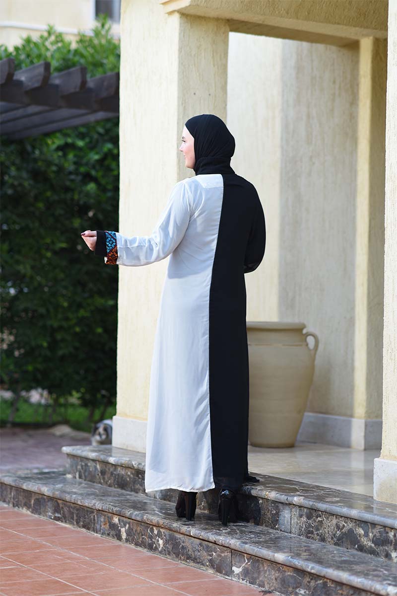 عباية روفان - شيفون أبيض و أسود